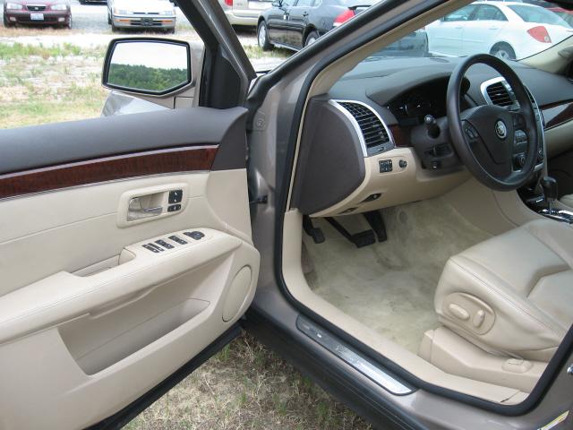 2007 Cadillac SRX Unknown