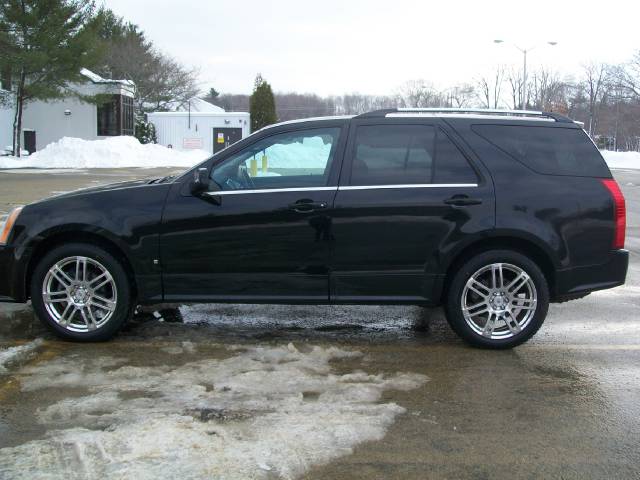 2007 Cadillac SRX Base