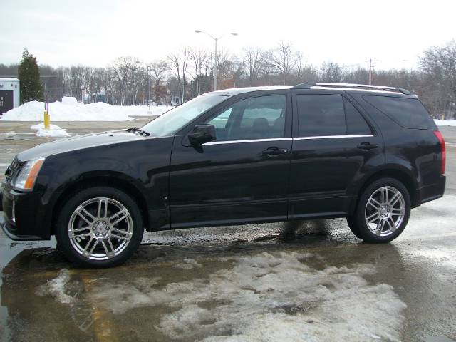 2007 Cadillac SRX Base