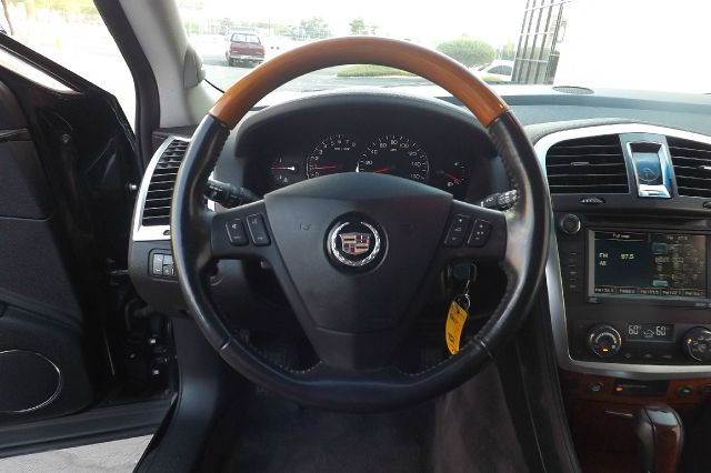 2007 Cadillac SRX Red Line