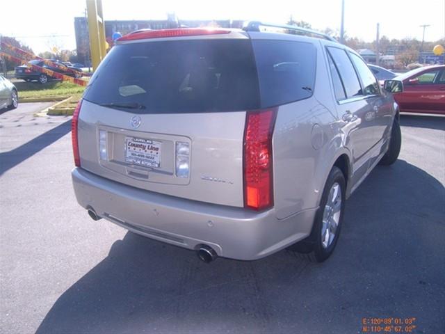 2007 Cadillac SRX Red Line