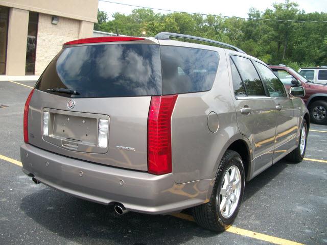 2007 Cadillac SRX Unknown