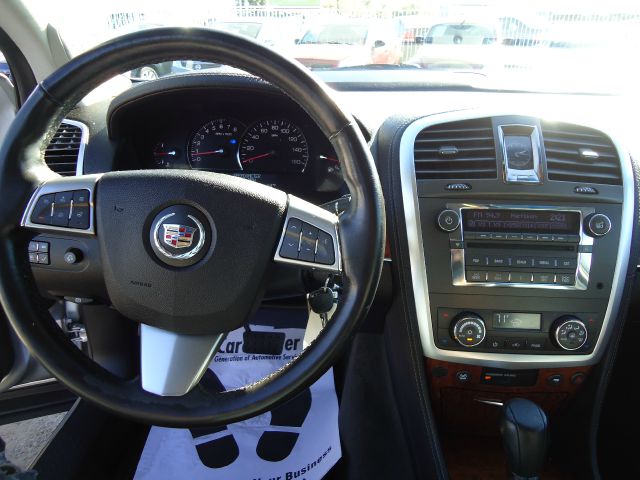 2008 Cadillac SRX Touring / AWD