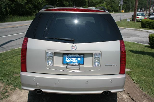 2008 Cadillac SRX Touring / AWD