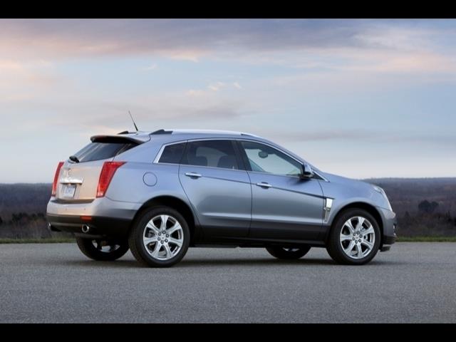 2010 Cadillac SRX Quad Cab Shortbox LS 4x4