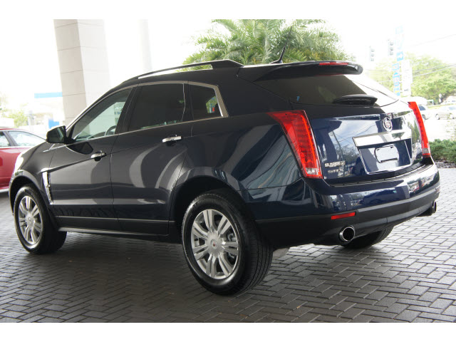 2011 Cadillac SRX Base