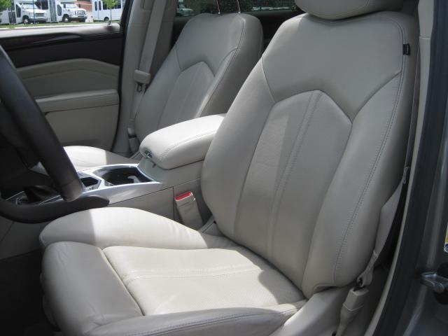 2011 Cadillac SRX Reg Cab Walk In Utility