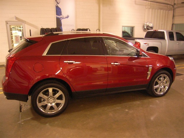 2011 Cadillac SRX 4dr Sdn I4 Auto 1.8 S