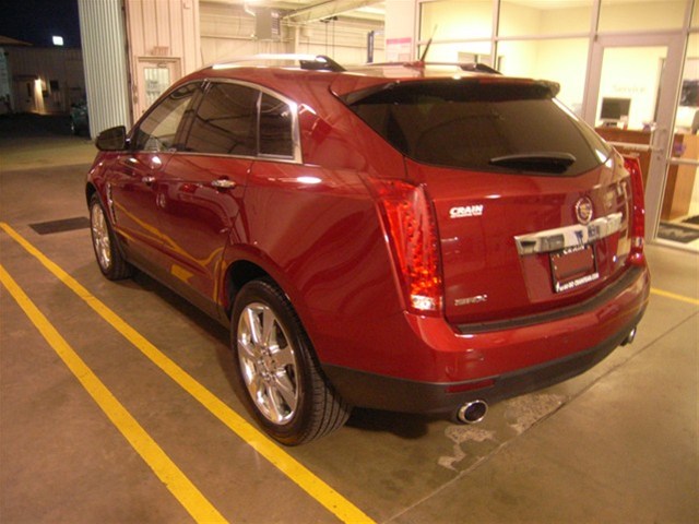 2011 Cadillac SRX 4dr Sdn I4 Auto 1.8 S