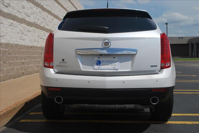 2013 Cadillac SRX 4dr Sdn I4 Auto 1.8 S