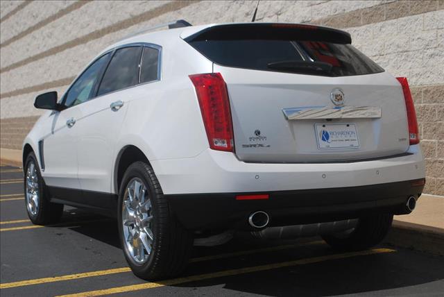 2013 Cadillac SRX 4dr Sdn I4 Auto 1.8 S