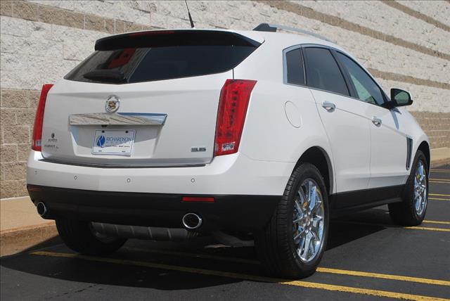 2013 Cadillac SRX 4dr Sdn I4 Auto 1.8 S