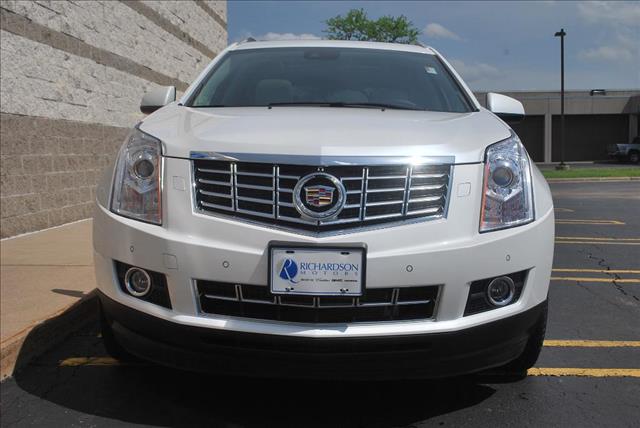 2013 Cadillac SRX 4dr Sdn I4 Auto 1.8 S