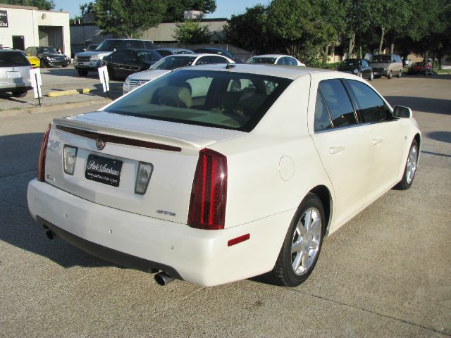 2005 Cadillac STS SE-R