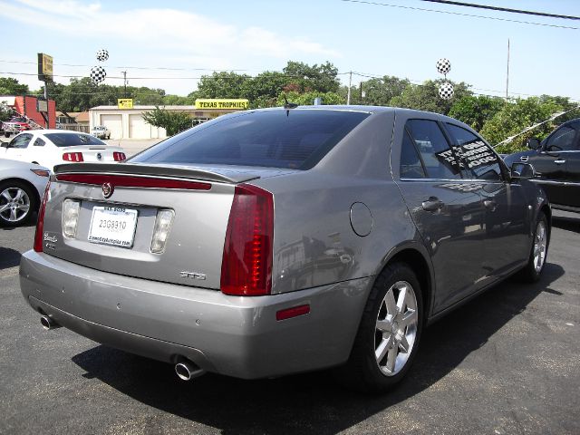 2005 Cadillac STS 4.8i AWD Sport