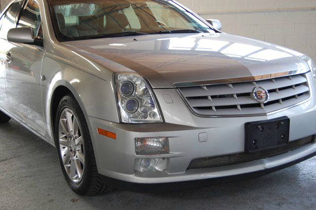 2005 Cadillac STS SE-R