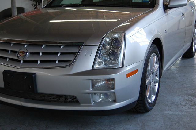 2005 Cadillac STS SE-R