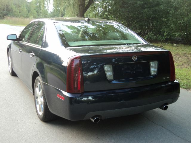 2005 Cadillac STS Unknown