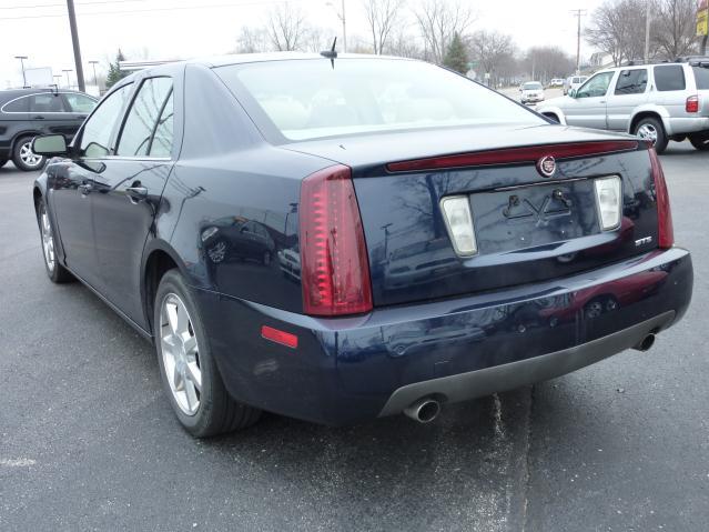 2005 Cadillac STS DTS