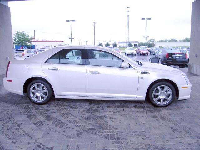 2011 Cadillac STS 4.2i AWD