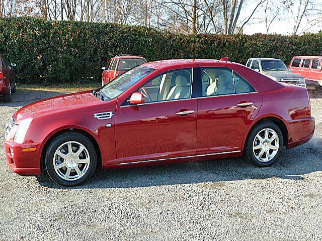 2011 Cadillac STS 1.6 Automatic