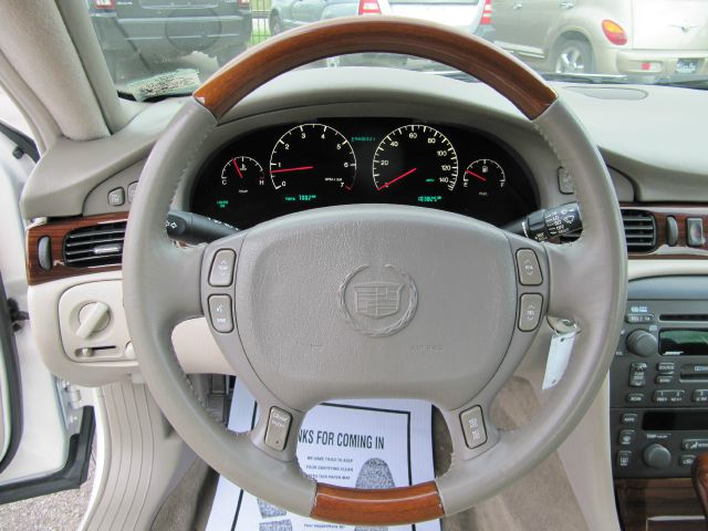 2003 Cadillac SEVILLE DTS