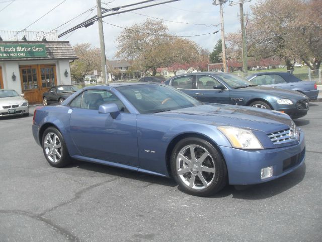 2005 Cadillac XLR 1.8T Quattro