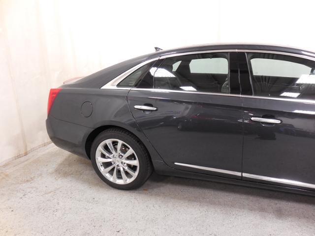 2013 Cadillac XTS 4WD 4dr SUV Adventure