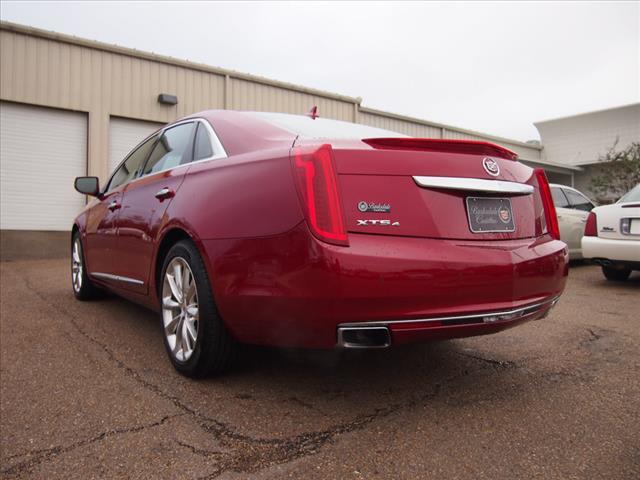 2013 Cadillac XTS Extenede CAB 4X4