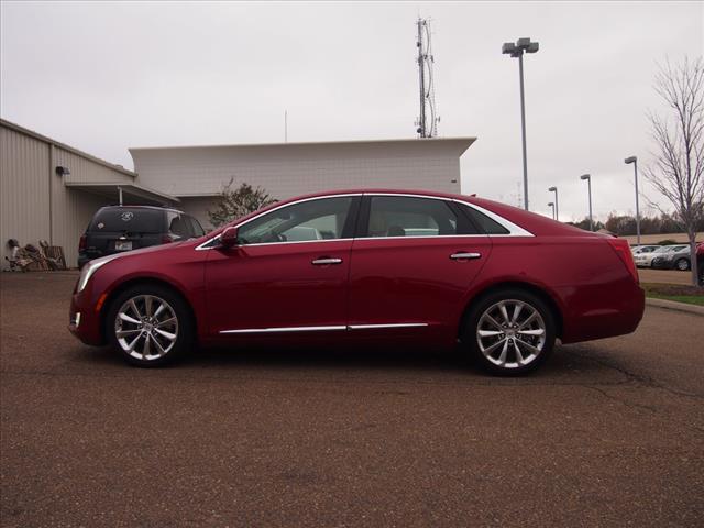 2013 Cadillac XTS Extenede CAB 4X4