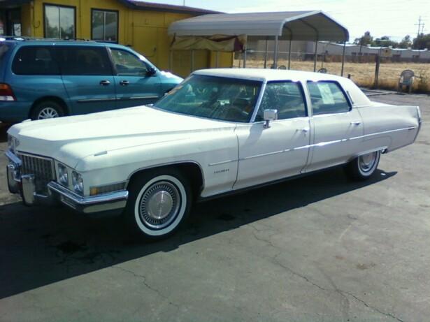 1971 Cadillac fleetwood brougham Laranie