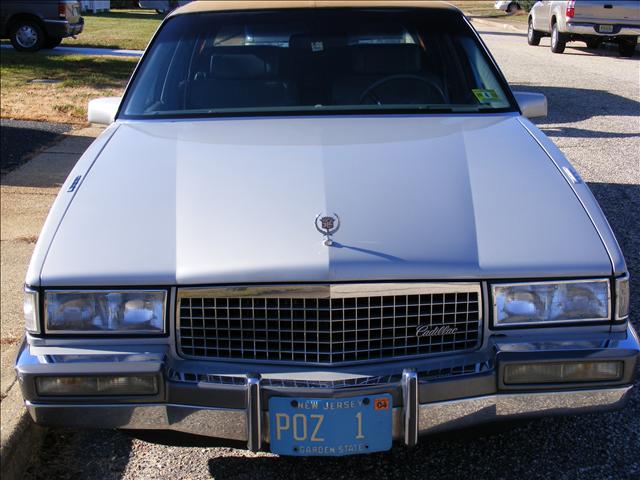 1989 Cadillac fleetwood brougham Unknown