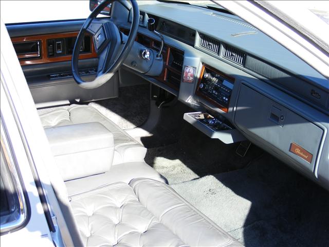 1989 Cadillac fleetwood brougham Unknown