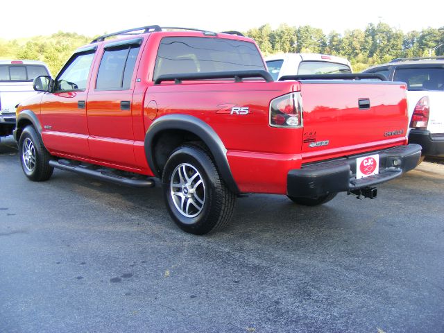 2003 Chevrolet 210 XJR Sedan 4D