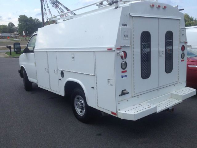 2004 Chevrolet 3500 EX Sedan AUTO