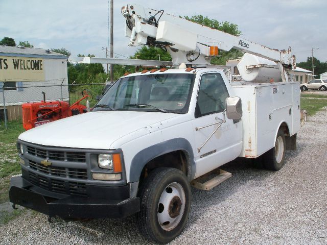 1994 Chevrolet 3500 HD Quattro Manual 3.