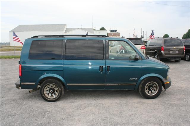 1995 Chevrolet Astro Base