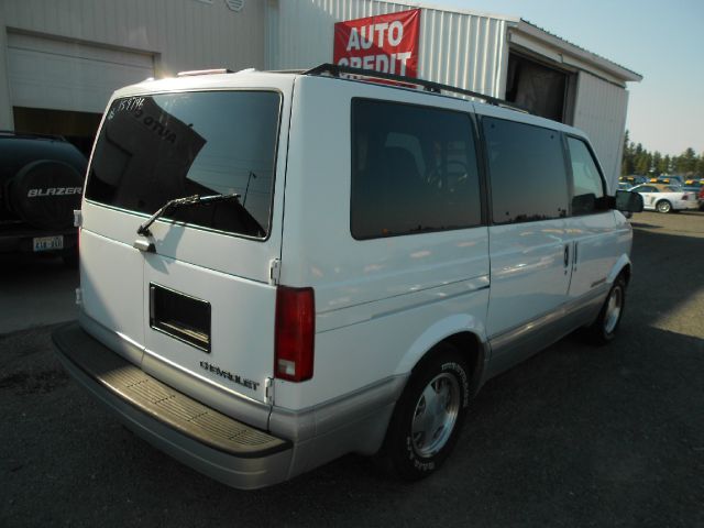 1997 Chevrolet Astro EX - DUAL Power Doors