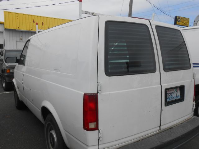 1998 Chevrolet Astro SL AWD CVT Leatherroof