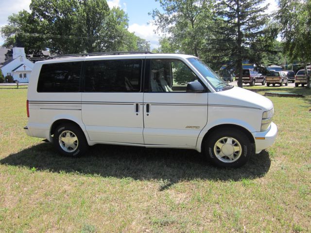 1998 Chevrolet Astro 4wd