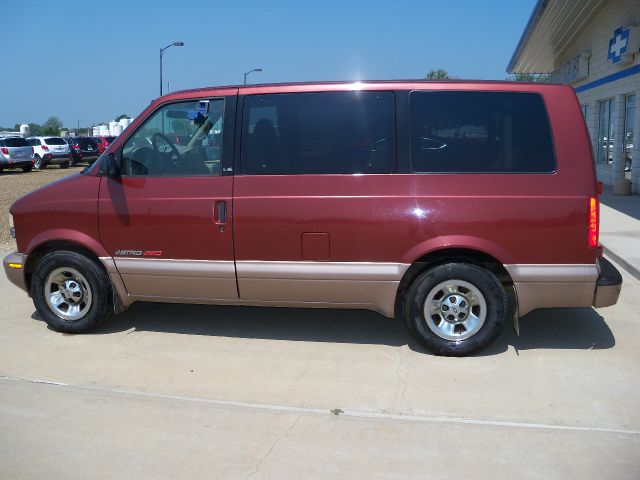 1998 Chevrolet Astro EX - DUAL Power Doors