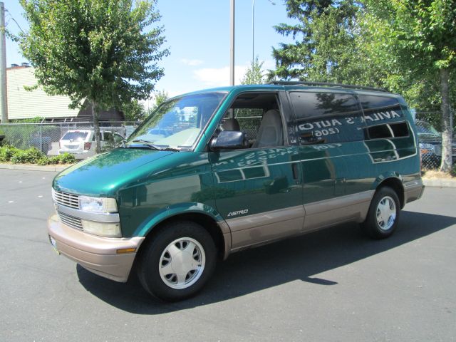 1999 Chevrolet Astro 4wd