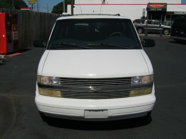 1999 Chevrolet Astro 4wd