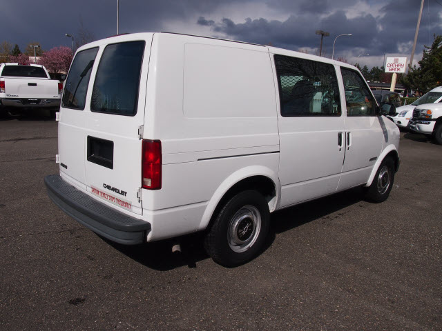 1999 Chevrolet Astro Base