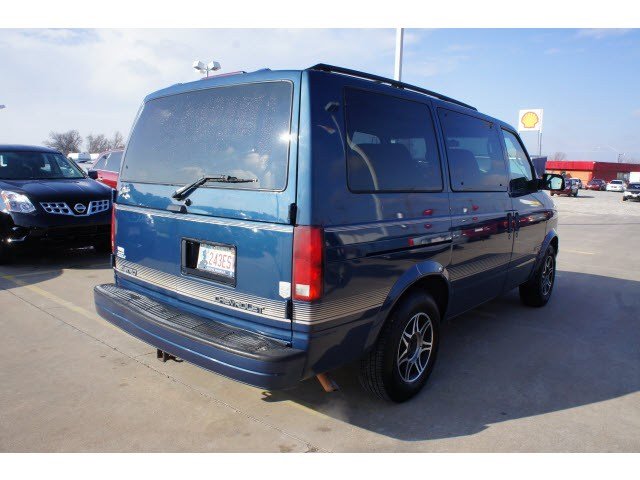 1999 Chevrolet Astro Base