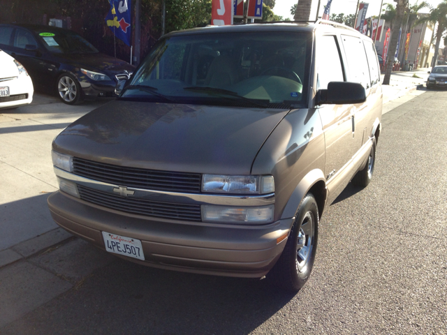 2000 Chevrolet Astro 4wd