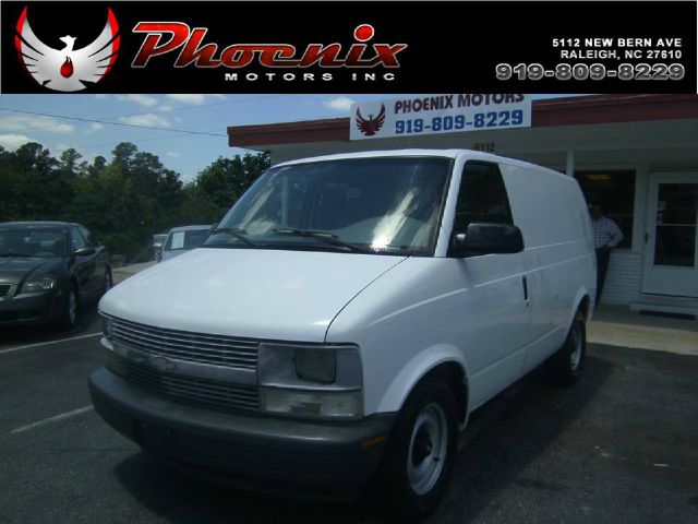 2000 Chevrolet Astro Sport PZEV