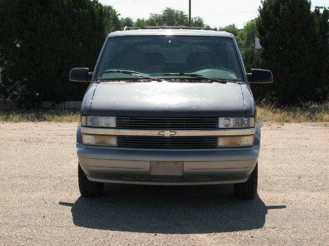 2000 Chevrolet Astro 4wd