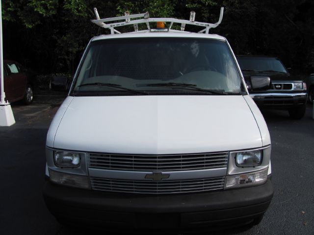 2000 Chevrolet Astro Sport PZEV