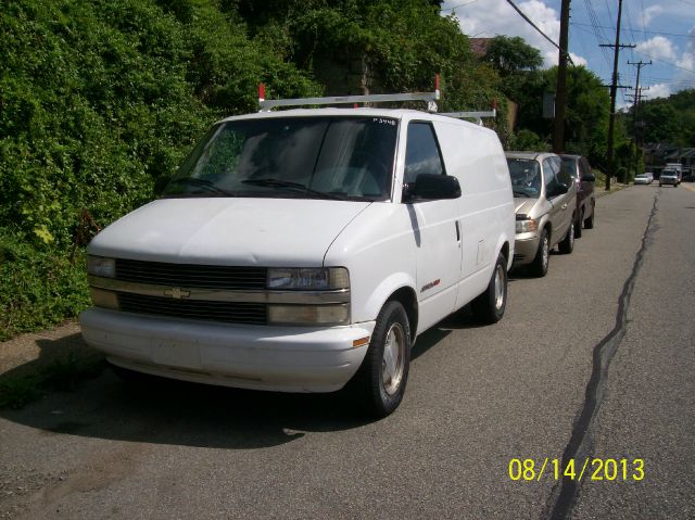 2000 Chevrolet Astro 6MT Sport REAR Steer